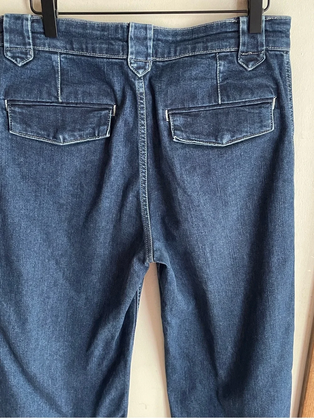 FRAME Utility Relaxed Straight Jeans in Gabriel